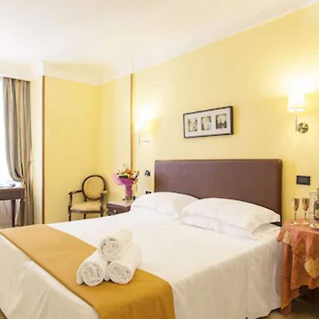 Hotel Tuscolana Rome Luaran gambar