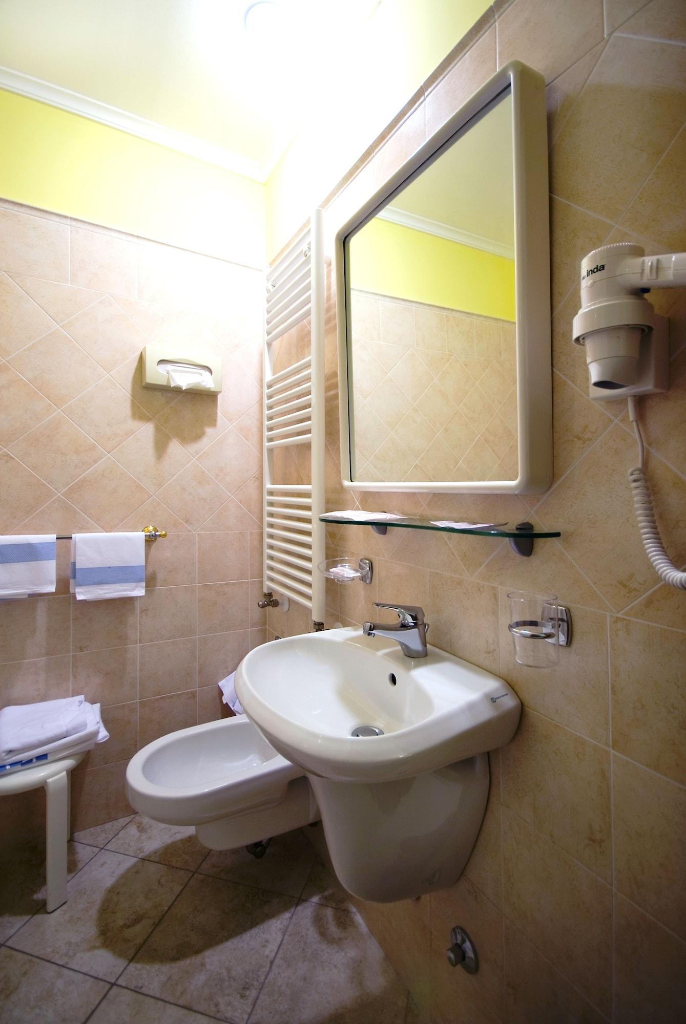 Hotel Tuscolana Rome Luaran gambar
