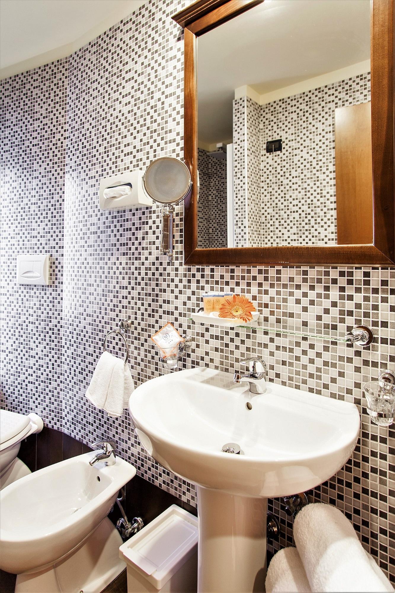 Hotel Tuscolana Rome Luaran gambar
