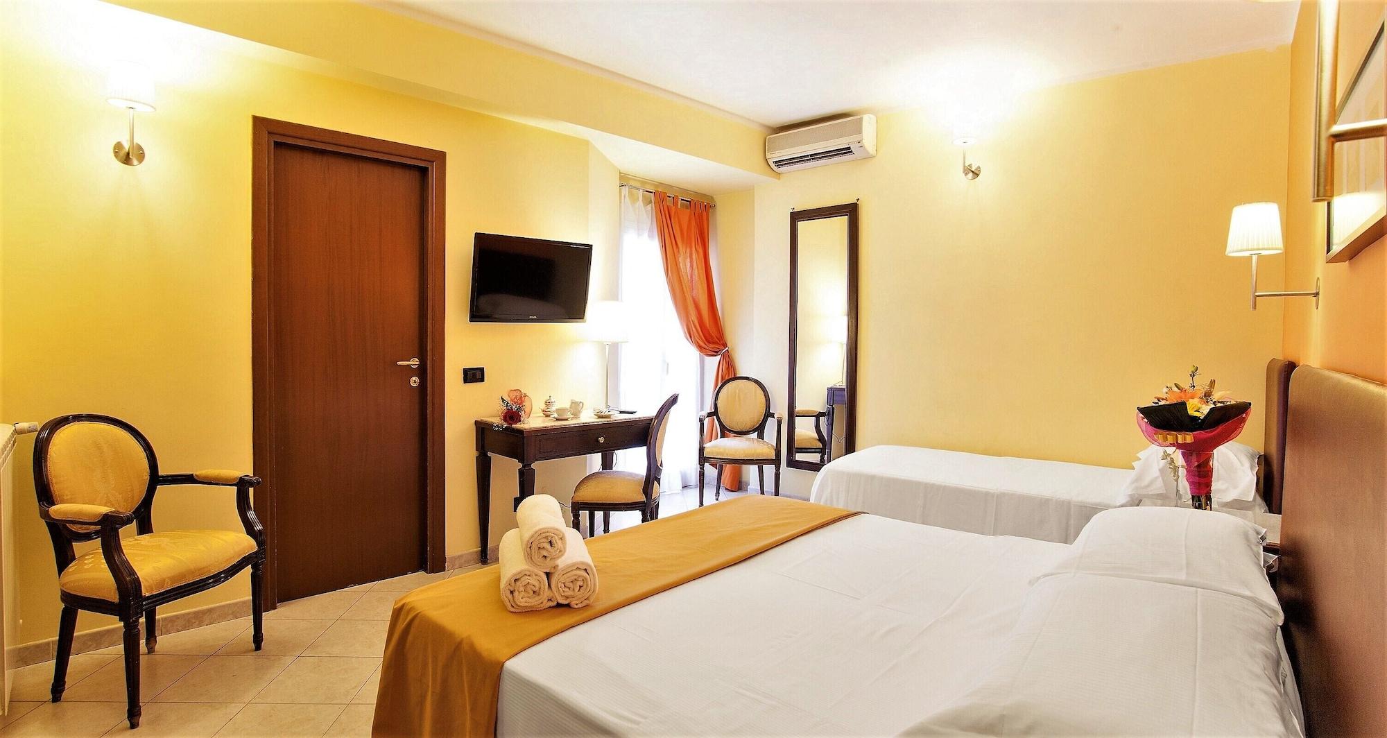 Hotel Tuscolana Rome Luaran gambar