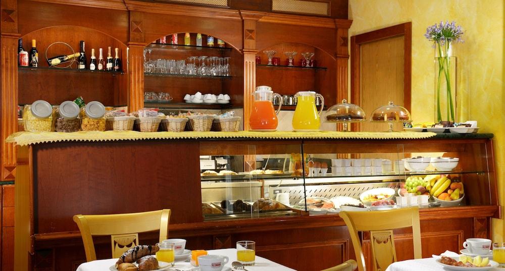 Hotel Tuscolana Rome Luaran gambar